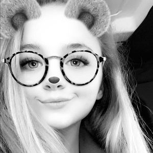 Meet your Posher, Isabella